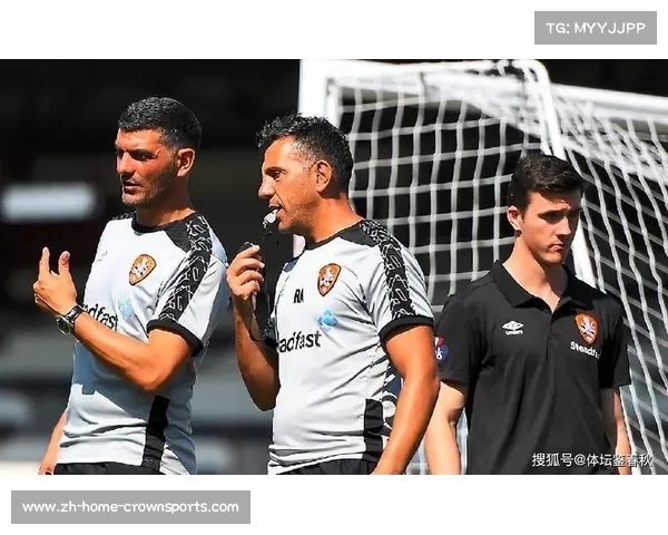 三澳帅同期执教创历史 穆斯卡特阿洛伊西兄弟战术风格碰撞